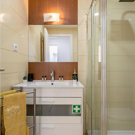 House Black & White Διαμέρισμα *